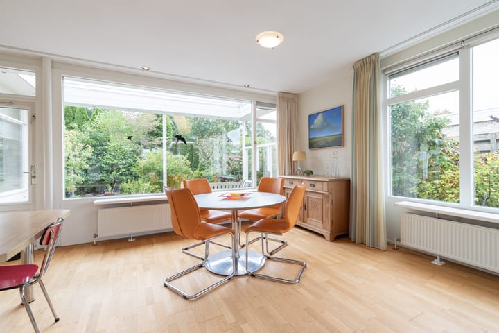 Foto 9 van Josinalaan 1