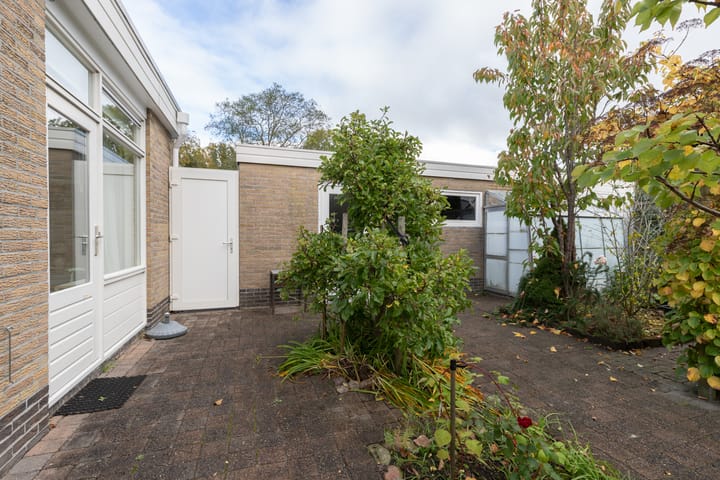 Foto 15 van Josinalaan 1