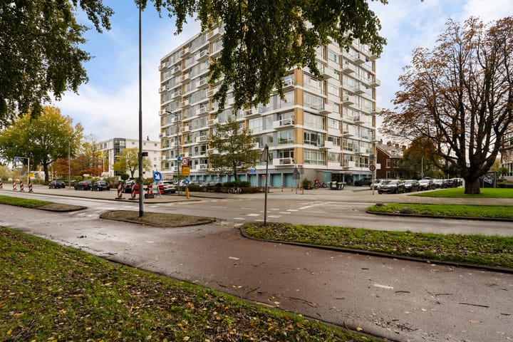 Photo 41 of Kralingseweg 143