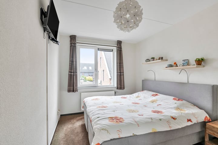 Foto 33 van Zesmorgenstraat 26