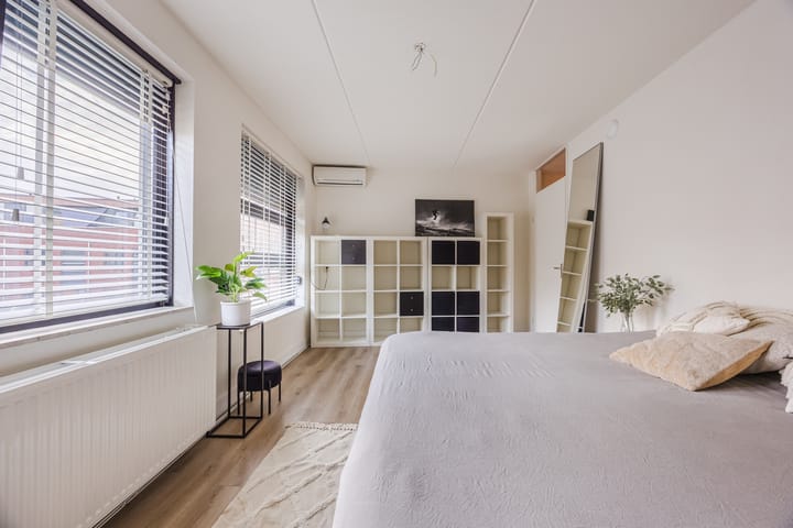 Photo 20 of Rooijsestraat 29