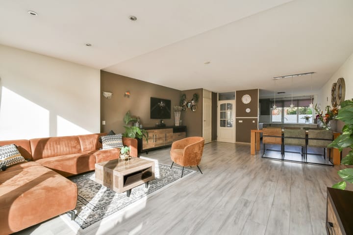 Foto 2 van Bernhardstraat 4