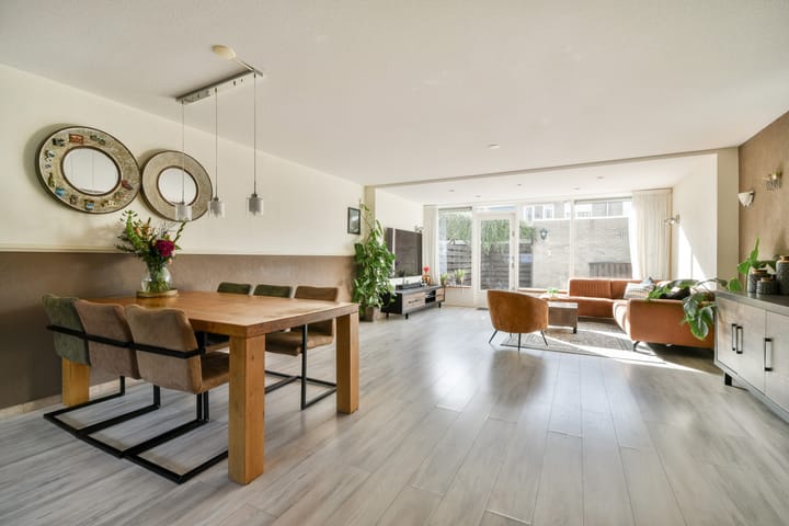 Foto 4 van Bernhardstraat 4