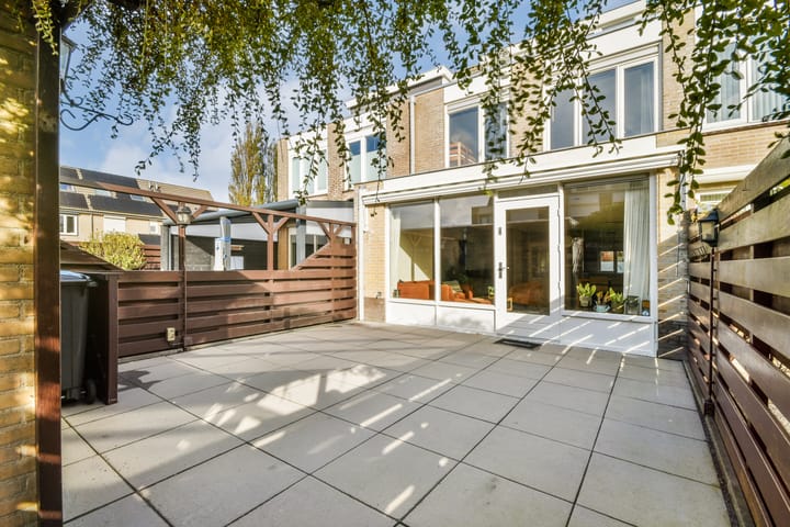 Foto 10 van Bernhardstraat 4