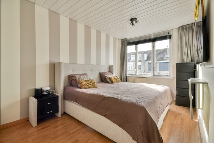 Foto 11 van Bernhardstraat 4