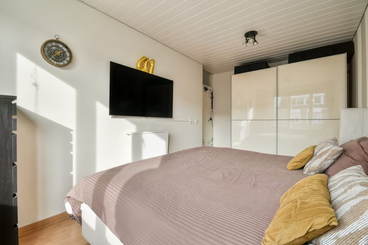 Foto 12 van Bernhardstraat 4