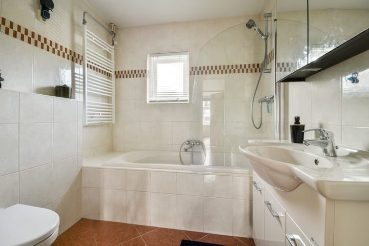 Foto 13 van Bernhardstraat 4