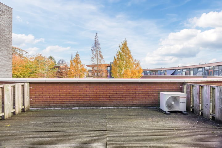 Photo 32 of Rooijsestraat 29