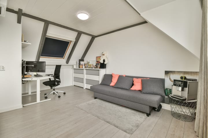 Foto 17 van Bernhardstraat 4