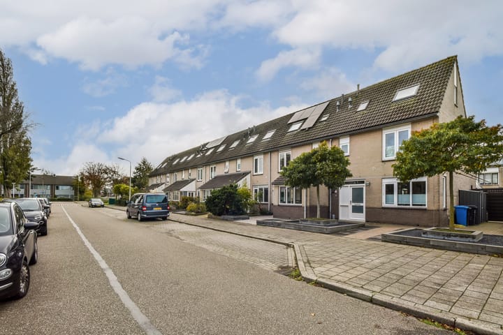 Foto 21 van Bernhardstraat 4