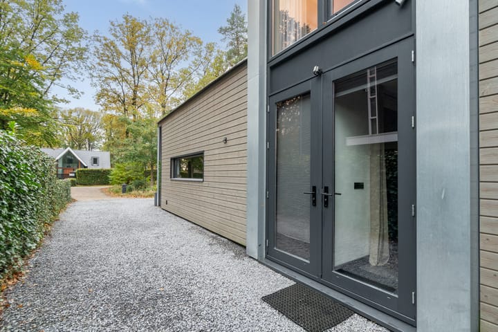 Photo 10 of Prins Bernhardpark 44