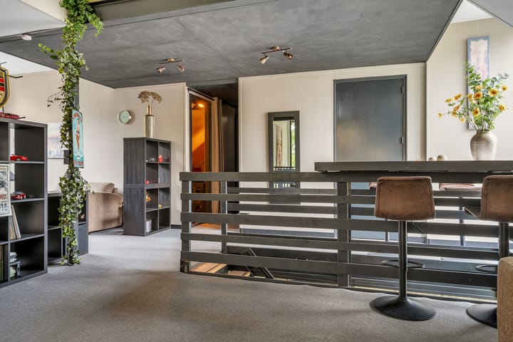 Photo 49 of Prins Bernhardpark 44