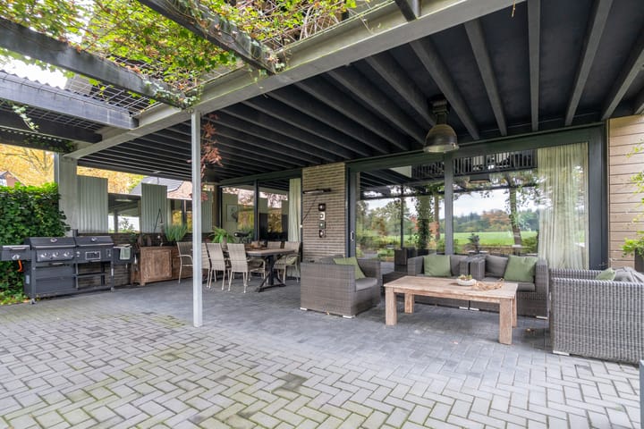 Photo 68 of Prins Bernhardpark 44