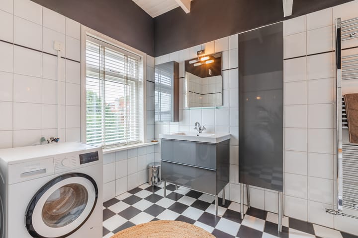 Foto 28 van St. Nicolaïlaan 7