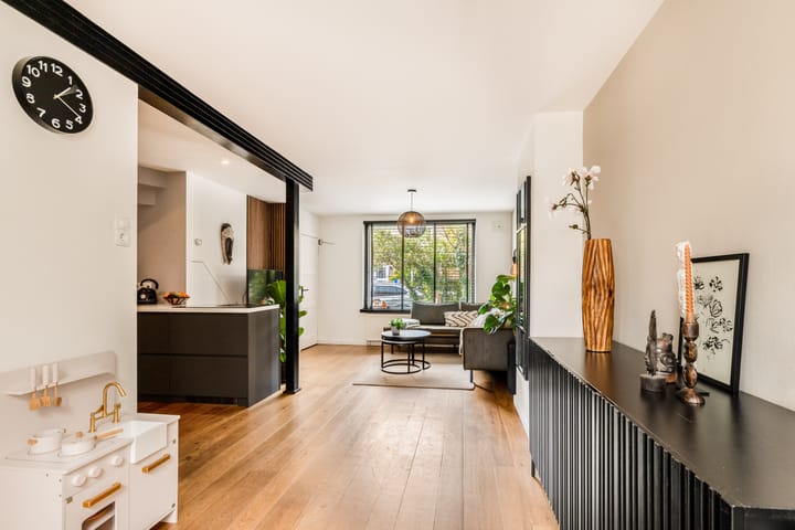 Photo 18 of Charlotte de Bourbonstraat 14