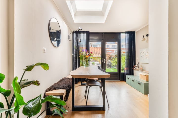 Photo 24 of Charlotte de Bourbonstraat 14