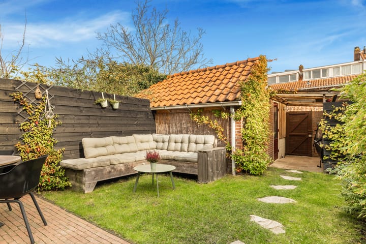 Photo 49 of Charlotte de Bourbonstraat 14