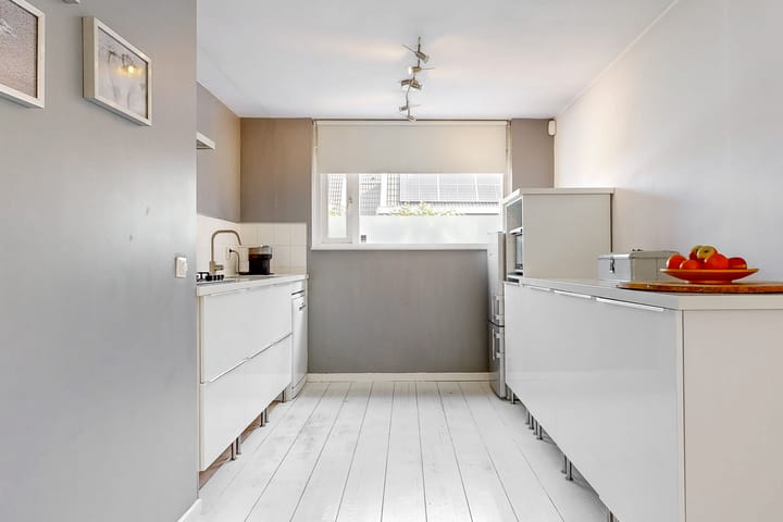 Photo 14 of Maria van Sevenbergenstraat 6