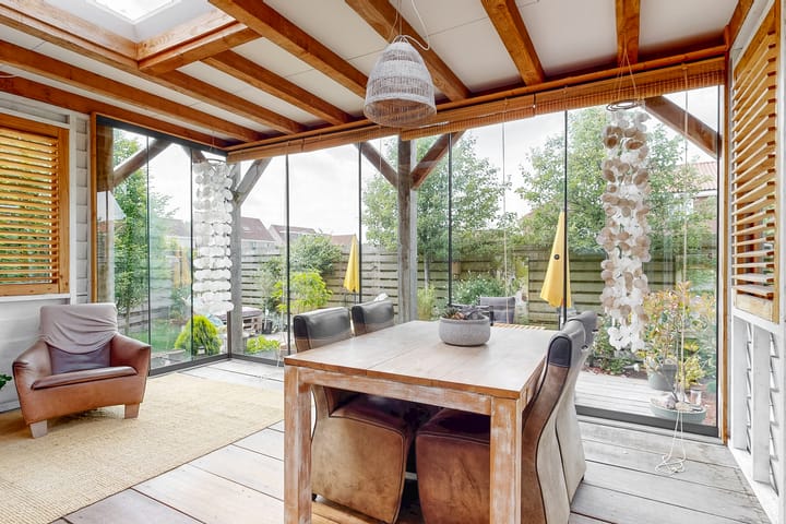 Photo 16 of Maria van Sevenbergenstraat 6