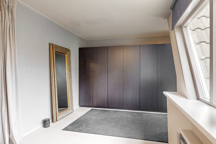 Photo 25 of Maria van Sevenbergenstraat 6