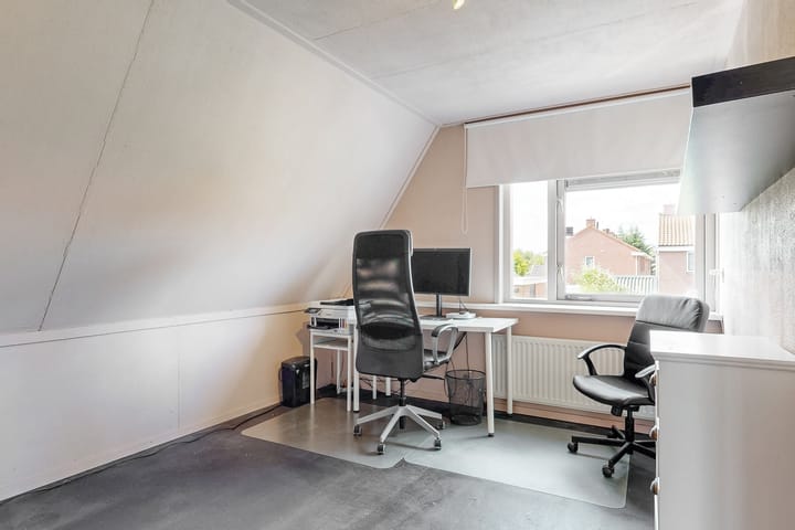 Photo 31 of Maria van Sevenbergenstraat 6