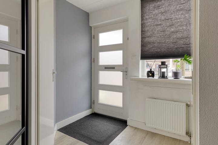 Photo 5 of Van Maerlantstraat 21