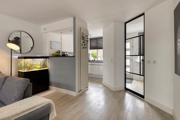 Photo 13 of Van Maerlantstraat 21