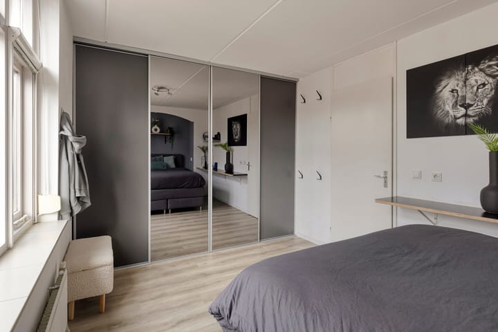 Photo 17 of Van Maerlantstraat 21