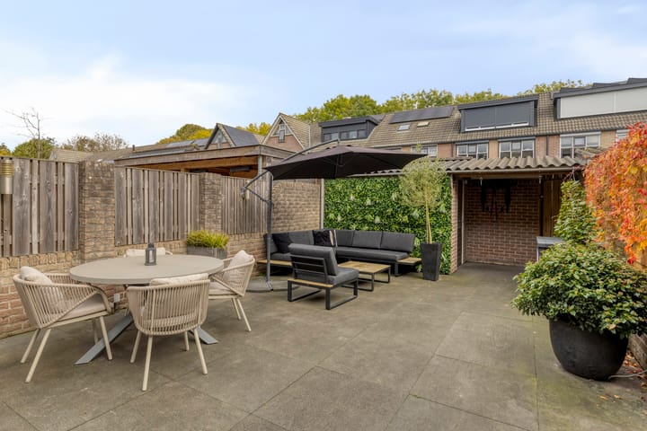 Photo 27 of Van Maerlantstraat 21