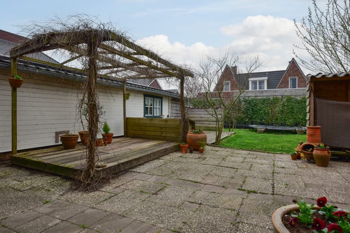 Foto 26 van Esdoornlaan 28