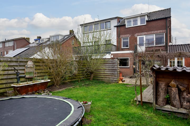 Foto 31 van Esdoornlaan 28