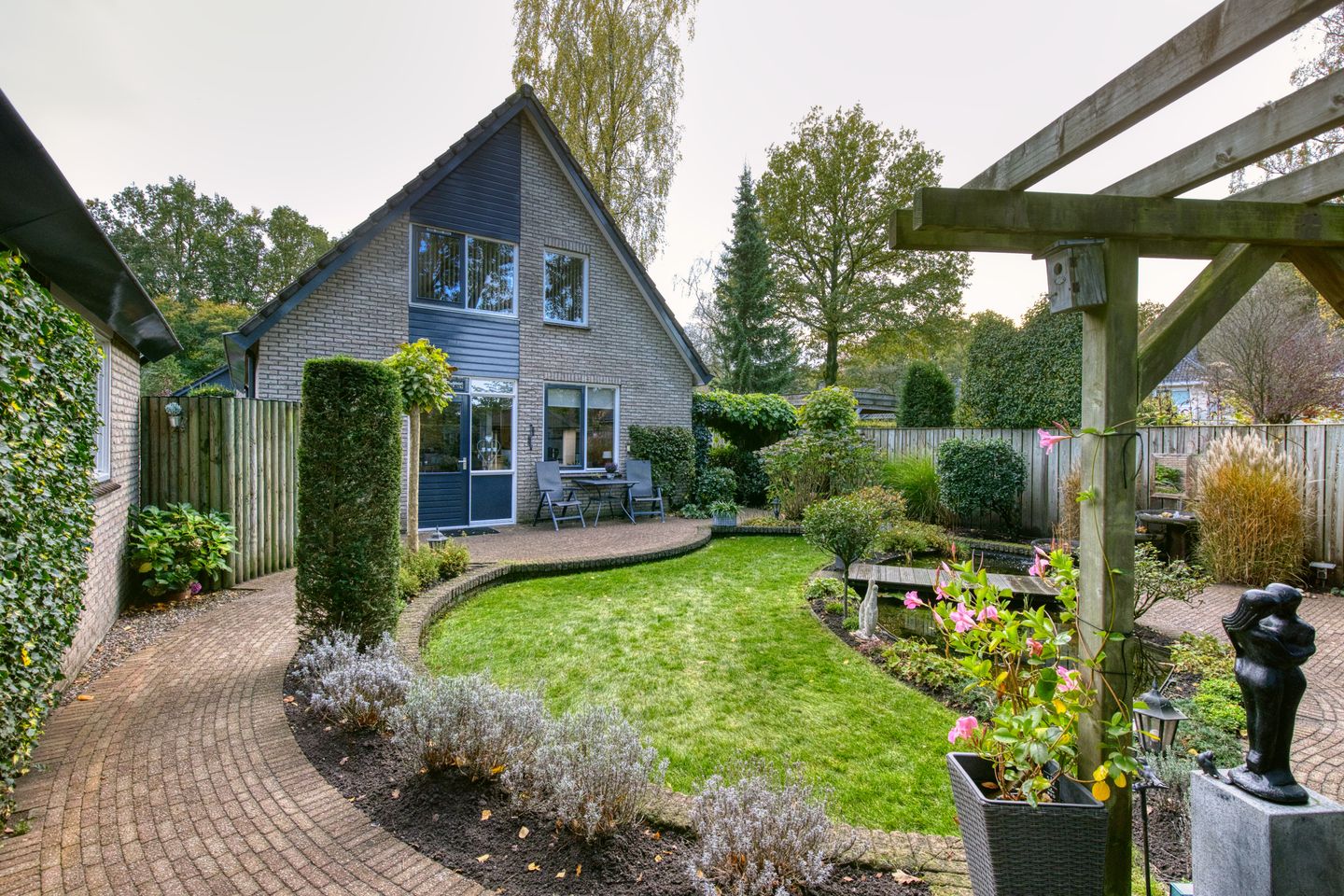 Foto 25 van Molecatenlaan 86