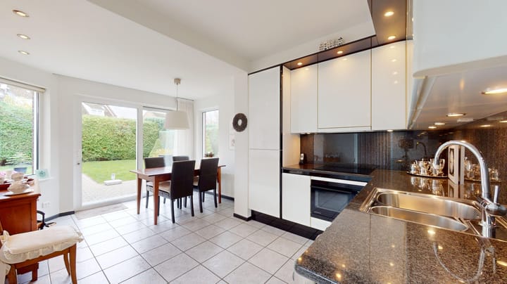 Photo 9 of Leyenbroekerweg 87