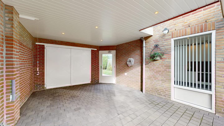 Photo 28 of Leyenbroekerweg 87