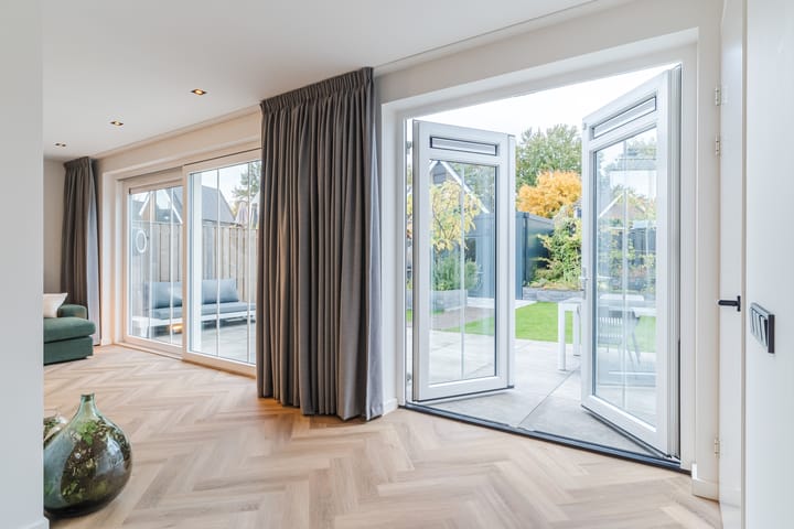 Foto 24 van Roodbont 54