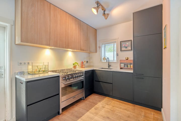 Photo 15 of Karnstraat 4