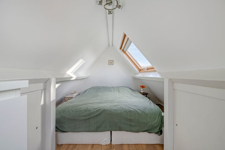 Photo 24 of Karnstraat 4