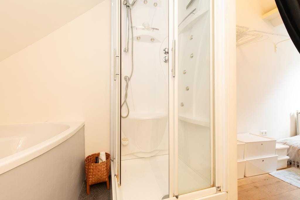 Foto 12 van Marnixstraat 235-G