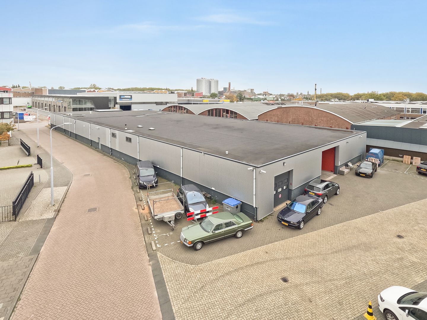 Bekijk foto 4 van Weerenweg 33