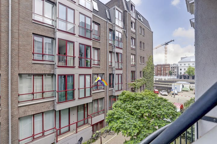 Foto 13 van Utrechtsedwarsstraat 158