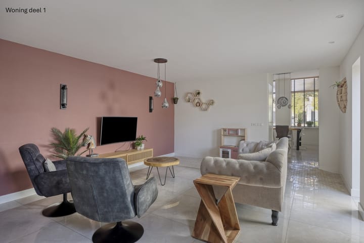 Photo 10 of Nieuweweg 144