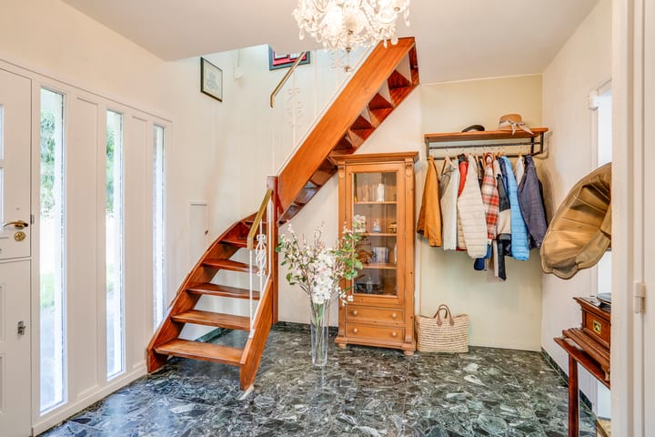 Photo 2 of Hubertusstraat 25