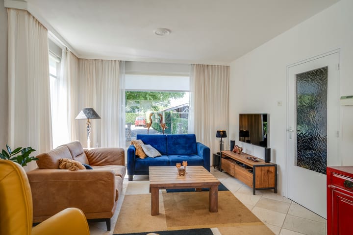 Photo 7 of Hubertusstraat 25