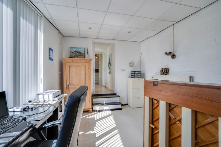 Photo 14 of Hubertusstraat 25