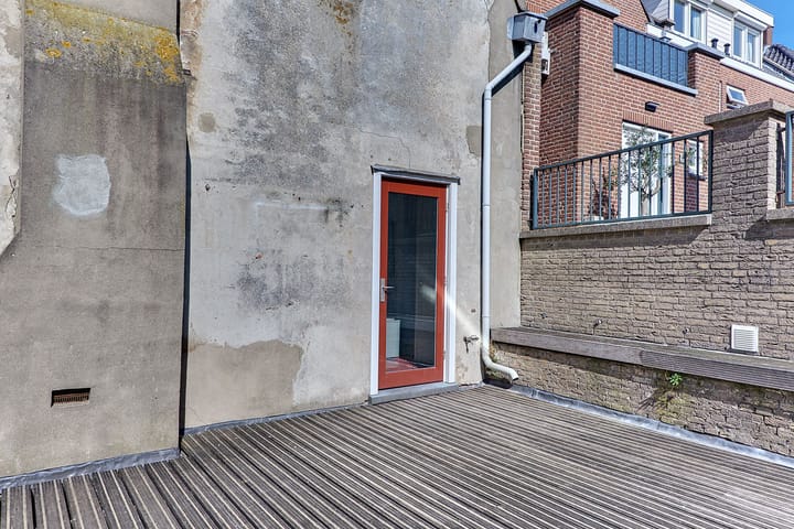 Photo 5 of Academiestraat 1-A