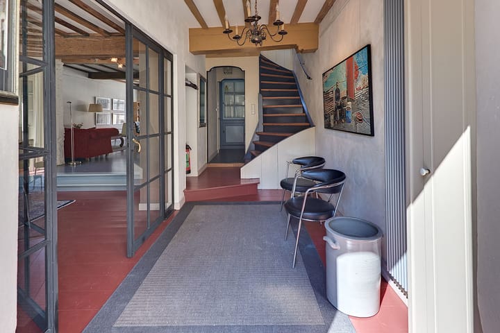 Photo 6 of Academiestraat 1-A