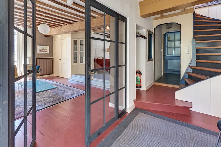 Photo 7 of Academiestraat 1-A