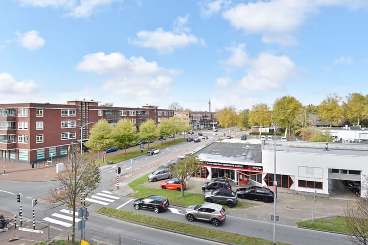 Photo 13 of Delflandstraat 30