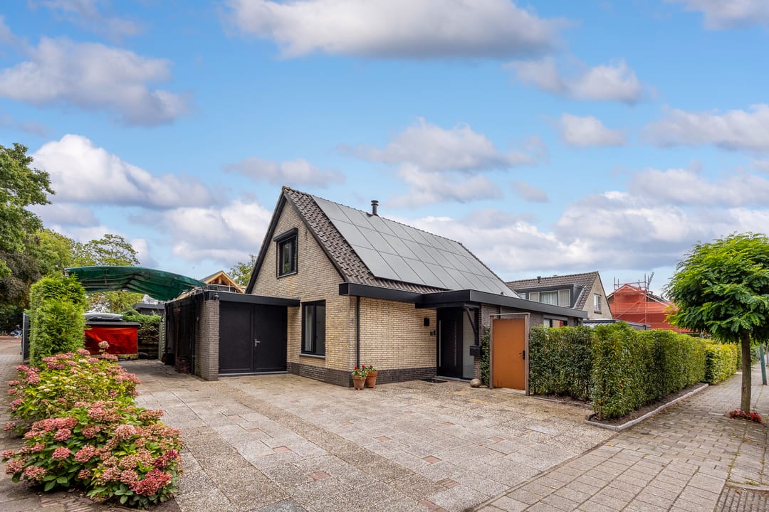 Photo 1 of Van Lyndenlaan 28