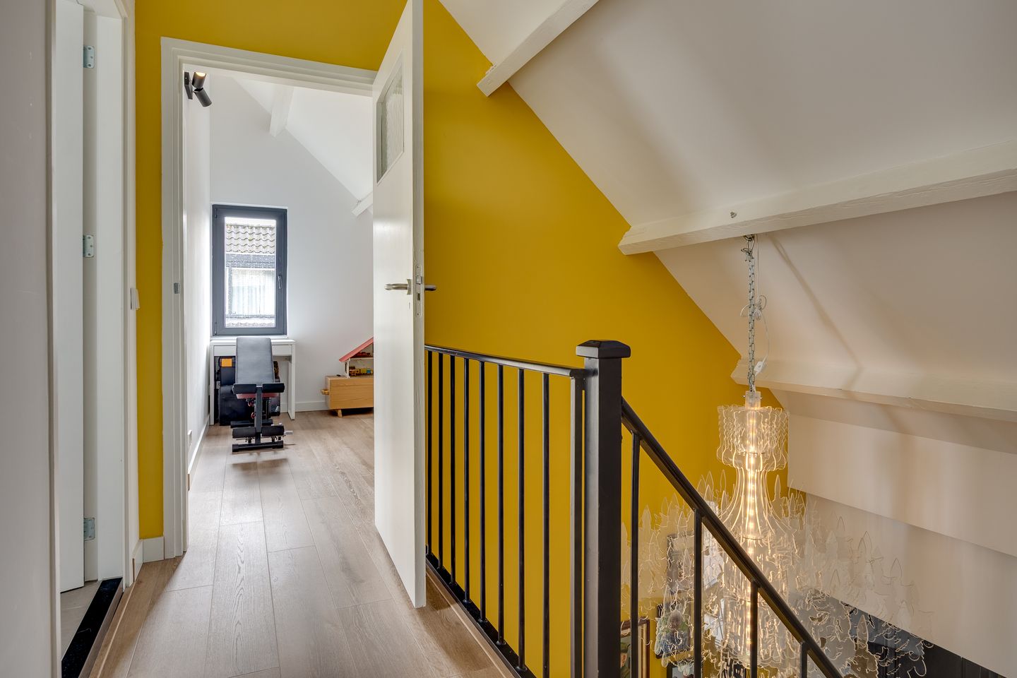 Photo 20 of Van Lyndenlaan 28